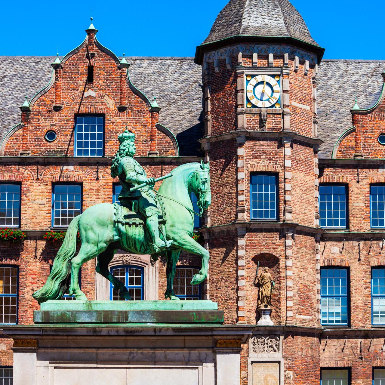 Jan Wellem statue in Düsseldorf